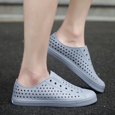 Giày sneaker nhựa nam đi mưa siêu nhẹ mềm thoáng khí mát chống nước - Giá 73.900 7