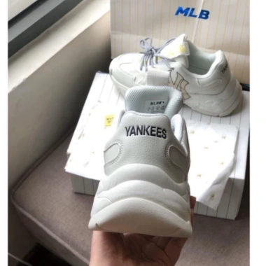 Giày thể thao nam nữ NY cao cấp full box - Sneaker trắng cao cổ ulzzang, tăng 5cm, mẫu Jordan M5, giá 360.000 VND 4