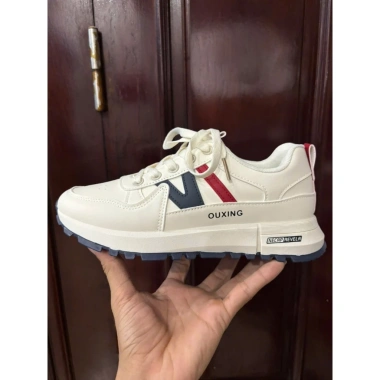 Giày Thể Thao Nữ 2.025 Da Hàn Quốc - Sneaker Trẻ Trung, Năng Động, Mã 5.168, Giá 215k
