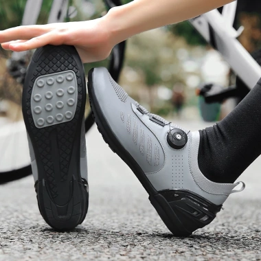 Giày Xe Đạp Không Cleats Thoáng Khí, Thể Thao, Roadbike và Leo Núi, 734.399đ