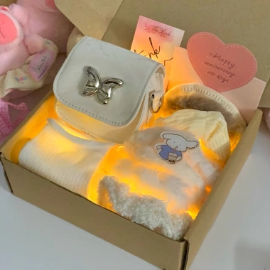 Gift Box 14 Quà tặng người yêu Trung Thu, Valentine, sinh nhật - 5 tone màu, giá chỉ 159.000đ