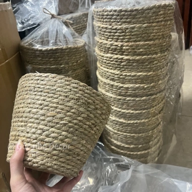 Giỏ cắm hoa bằng cói phong cách vintage - Sang trọng, giá ưu đãi 30.000đ