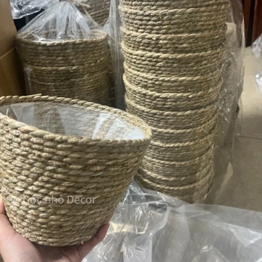 Giỏ cắm hoa bằng cói phong cách vintage - Sang trọng, giá ưu đãi 30.000đ