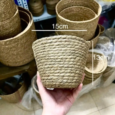 Giỏ cắm hoa bằng cói phong cách vintage - Sang trọng, giá ưu đãi 30.000đ 5 Giỏ cắm hoa bằng cói phong cách vintage - Sang trọng, giá ưu đãi 30.000đ 5