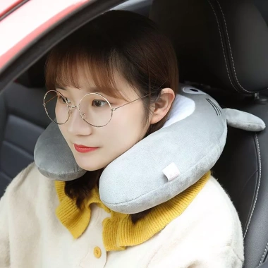 Gối cổ du lịch chữ U Kuromi Cinnamon giảm mỏi cổ, thiết kế động vật dễ thương, gối đeo cổ văn phòng cao cấp 109.000₫ 5 Gối cổ du lịch chữ U Kuromi Cinnamon giảm mỏi cổ, thiết kế động vật dễ thương, gối đeo cổ văn phòng cao cấp 109.000₫ 5