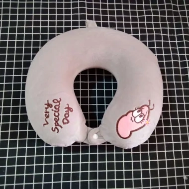 Gối kê cổ chữ U cao su non - Giảm đau cổ, hỗ trợ ngủ ngon, giá chỉ 110.000đ