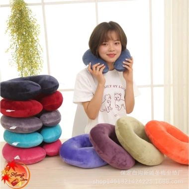 Gối kê cổ chữ U tiện lợi cho văn phòng và du lịch - Giá chỉ 28.999đ, giảm so với 36.249đ