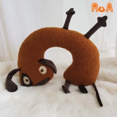 Gối kê cổ hình chó lông xoắn mềm mại - Siêu cute, hỗ trợ cổ, giảm đau, giá chỉ 195k