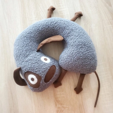 Gối kê cổ hình chó lông xoắn mềm mại - Siêu cute, hỗ trợ cổ, giảm đau, giá chỉ 195k 9 Gối kê cổ hình chó lông xoắn mềm mại - Siêu cute, hỗ trợ cổ, giảm đau, giá chỉ 195k 9