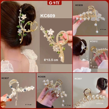 GOTI Kẹp Tóc Nữ Màu Đỏ Tết Càng Cua Kim Loại Đính Hạt Quà Tặng Giá 18.000