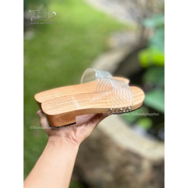 Guốc gỗ mộc nữ đế cao su cao cấp - Dép lễ chùa phù hợp áo bà ba, áo dài Thiên Di, giảm 20% 3 Guốc gỗ mộc nữ đế cao su cao cấp - Dép lễ chùa phù hợp áo bà ba, áo dài Thiên Di, giảm 20% 3