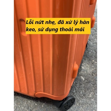Hàng trưng bầy cắt mẫu lẻ size lỗi móp méo - Giá ưu đãi 300.000đ (366.000đ)
