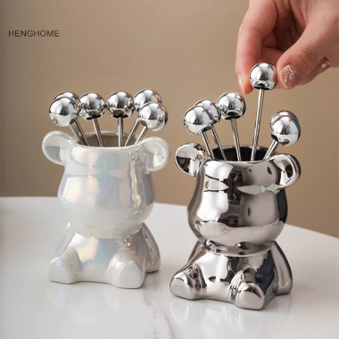 Henghome 6 Nĩa Tráng Miệng Thép Không Gỉ + Lọ Bảo Quản Gấu Dễ Thương, Phù Hợp Bữa Tiệc Trái Cây, Salad – Giá 61.270₫