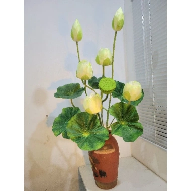 Hoa sen lụa trang trí sang trọng, giá ưu đãi 99.000đ, decor nội thất, chất liệu mềm mại, thiết kế tinh tế