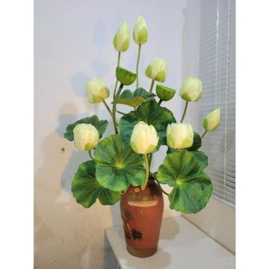 Hoa sen lụa trang trí sang trọng, giá ưu đãi 99.000đ, decor nội thất, chất liệu mềm mại, thiết kế tinh tế
