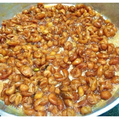 Hộp 500g Mứt Hồng Bì Sấy Dẻo Chua Ngọt - Chua Nhiều, Giá Ưu Đãi 90.000₫ 5 Hộp 500g Mứt Hồng Bì Sấy Dẻo Chua Ngọt - Chua Nhiều, Giá Ưu Đãi 90.000₫ 5