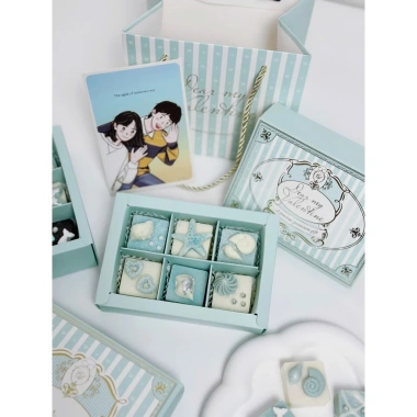 Hộp Chocolate Tone Xanh Pastel Nâu Tây 6-9 Viên + Túi Thiệp – Quà Lãng Mạn Cho Cặp Đôi Giá Ưu Đãi 175k