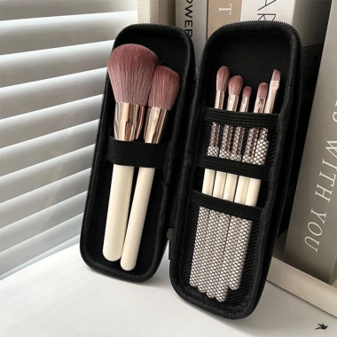Hộp Đựng Cọ Trang Điểm EVA - Túi Makeup Nhỏ Gọn, Tiện Lợi, Giá Ưu Đãi 28.050 VND 4