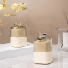 Hộp Đựng Tăm Xỉa Răng Hình Trụ Nhựa Cao Cấp - Bật Lên Tự Động, Nhấn Nút Đóng 4