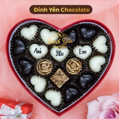 Hộp quà socola Valentine 18 viên 16x3.5cm - Quà tặng chocolate ngày lễ tình nhân chỉ 200.000 2 Hộp quà socola Valentine 18 viên 16x3.5cm - Quà tặng chocolate ngày lễ tình nhân chỉ 200.000 2