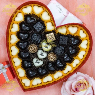 Hộp quà socola Valentine 43 viên 22x3.5cm - Chocolate tình nhân, giảm còn 380.000₫