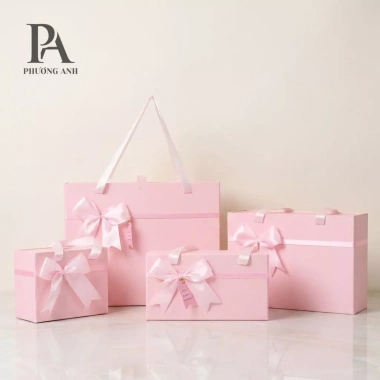 Hộp quà tặng màu hồng gắn nơ dạng kéo cao cấp Quà Valentine sinh nhật 43.000₫ 9