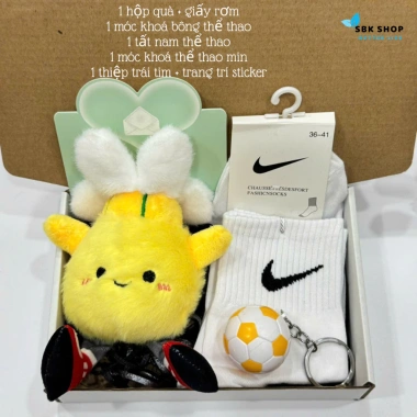Hộp quà tặng nam Valentine - Móc khoá thể thao bóng đá, bóng rổ, cầu lông - 94.000đ 6