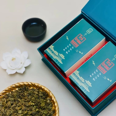 Hộp quà Tết 2.026 cao cấp Cà Phê Giảng & Trầm Hương - Sang trọng, giá 999k 8