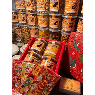 Hộp quà tết Mai Vàng Phú Quý - Hạt dinh dưỡng TD Nuts Macca Điều Xoài Nho, Quà Sếp 347.600đ