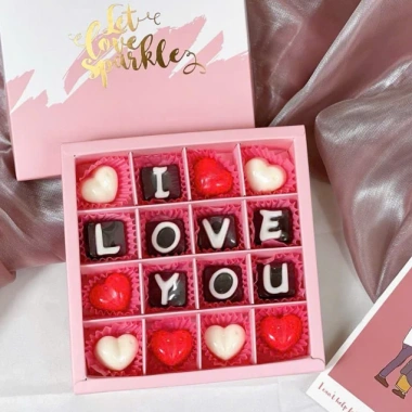 Hộp Socola Trái Tim Mix Love Quà Tặng Valentine Đơn Giản Full Hộp Túi Thiệp 10 Hộp Socola Trái Tim Mix Love Quà Tặng Valentine Đơn Giản Full Hộp Túi Thiệp 10