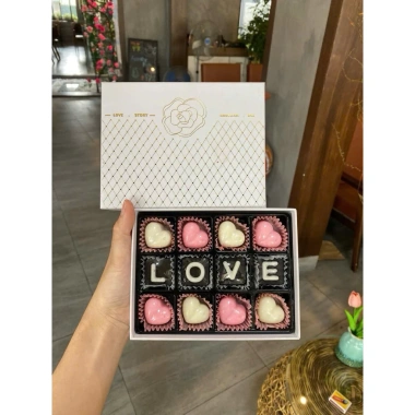 Hộp sôcôla Valentine 14/2 vuông 12 viên kèm túi và thiệp - Giá chỉ 119k 6