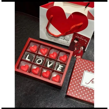 Hộp sôcôla Valentine 14/2 vuông 12 viên kèm túi và thiệp - Giá chỉ 119k 8