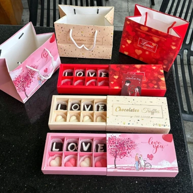 Hộp Socola Valentine Enzi 8 Viên Chữ Love - Quà Ngọt Ngào, Ý Nghĩa, Giá Sỉ 76.500 VND 8
