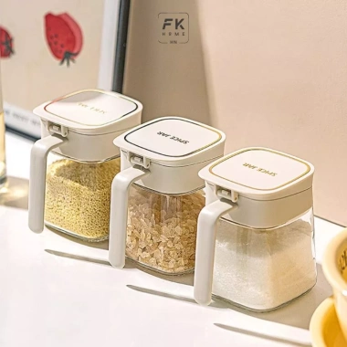 Hũ đựng gia vị vuông thủy tinh 300ml FEEKA có thìa chống ẩm - Giá chỉ 55.000₫