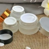 Hũ đựng kem, chiết mỹ phẩm thủy tinh trắng 10-20-30-50gr – Giá chỉ 7.199đ 3