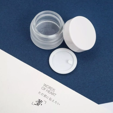 Hủ Đựng Kem Thủy Tinh Mờ Nắp Trắng - Đựng Kem Face Spa, Bột Nghệ, Bột Dưỡng Thể - Giá 3.000đ 2 Hủ Đựng Kem Thủy Tinh Mờ Nắp Trắng - Đựng Kem Face Spa, Bột Nghệ, Bột Dưỡng Thể - Giá 3.000đ 2