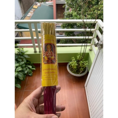 Hương Nhang Thần Tài Tam Đa Cầu May Hóa Tài - Hương Quế Dịu Nhẹ, Ít Khói, Giá 44.500 VND 10 Hương Nhang Thần Tài Tam Đa Cầu May Hóa Tài - Hương Quế Dịu Nhẹ, Ít Khói, Giá 44.500 VND 10