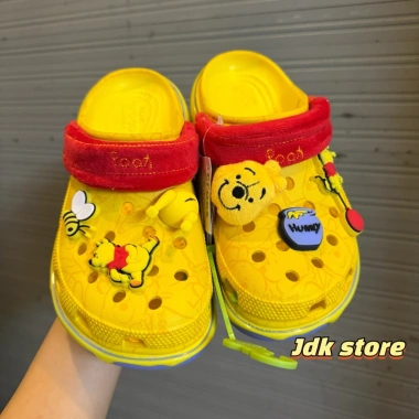 JDK Store Dép Sục Platform Hoạ Tiết Gấu Pooh Đế Cao 5cm - Giá 540.000 VND 5 JDK Store Dép Sục Platform Hoạ Tiết Gấu Pooh Đế Cao 5cm - Giá 540.000 VND 5