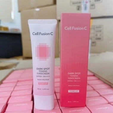Kem Chống Nắng Nâng Tone Cell Fusion C Toning SPF50+ PA++++ Kiềm Dầu 50ml Giá 345.800đ 9