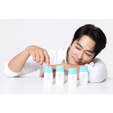Kem chống nắng Vacure tông sáng SPF50 PA++++ 50ml Giá ưu đãi 1,150,000 VND 3 Kem chống nắng Vacure tông sáng SPF50 PA++++ 50ml Giá ưu đãi 1,150,000 VND 3