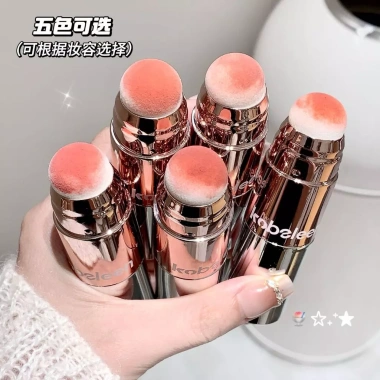Kem Lì Môi Nhung Mượt Kobeleen C490 - Son lỏng sắc tố cao, lâu trôi, kèm cọ 2 Kem Lì Môi Nhung Mượt Kobeleen C490 - Son lỏng sắc tố cao, lâu trôi, kèm cọ 2