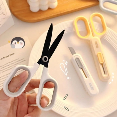 Kéo 2 trong 1 đa năng kèm dao rọc giấy an toàn - Cắt giấy văn phòng, mở thùng, dụng cụ gia đình, giảm giá chỉ 69.000₫
