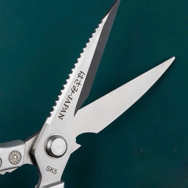 Kéo SK5 loại 1 Nhật Bản, thép không gỉ, cắt đa năng Sắc Bén - Giá 79.000