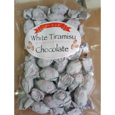 Kẹo Tiramisu Socola Hạnh Nhân Ngon Chocolate Nhật Bản, Giá 188k (Giảm 39k) 10 Kẹo Tiramisu Socola Hạnh Nhân Ngon Chocolate Nhật Bản, Giá 188k (Giảm 39k) 10