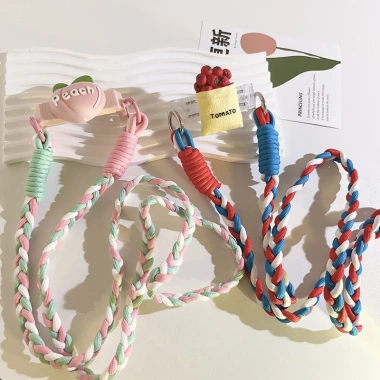Kẹp điện thoại đeo chéo Eclectic hoa tươi 3D + quả đào hồng, dây buộc 44.100₫