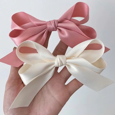 Kẹp nơ tóc đen trắng hồng dịu dàng phụ kiện chụp ảnh Tết áo dài kỉ yếu giá 20.000 VND 7 Kẹp nơ tóc đen trắng hồng dịu dàng phụ kiện chụp ảnh Tết áo dài kỉ yếu giá 20.000 VND 7