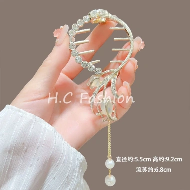 Kẹp tóc búi dự tiệc vòng trái tim đính hạt mới cổ điển hoa linh lan tua rua