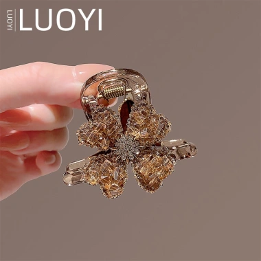 Kẹp tóc đá hình hoa màu champagne 5.5cm - Sang trọng, giá ưu đãi 100.860 VND