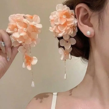 Kẹp tóc lụa Hanfu hoa hồng và phụ kiện thời trang truyền thống nữ, giảm 22% chỉ 38.016đ 5 Kẹp tóc lụa Hanfu hoa hồng và phụ kiện thời trang truyền thống nữ, giảm 22% chỉ 38.016đ 5