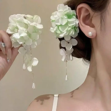 Kẹp tóc lụa Hanfu hoa hồng và phụ kiện thời trang truyền thống nữ, giảm 22% chỉ 38.016đ
